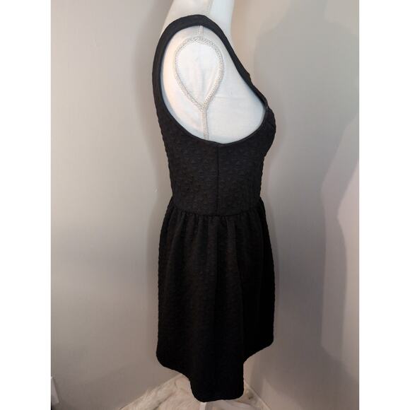 Everly sleeveless holiday black quilted dress sz lg - Picture 4 of 6
